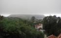 Monte Brasil in de mist