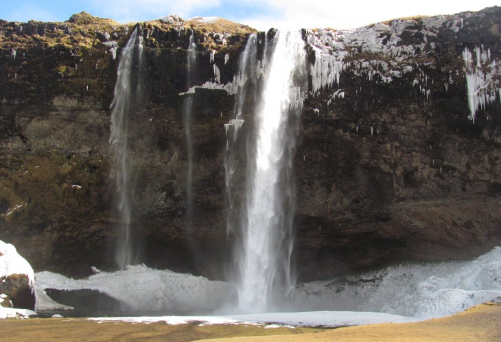 Seljalandsfoss v&oacute;&oacute;r twee dagen regen