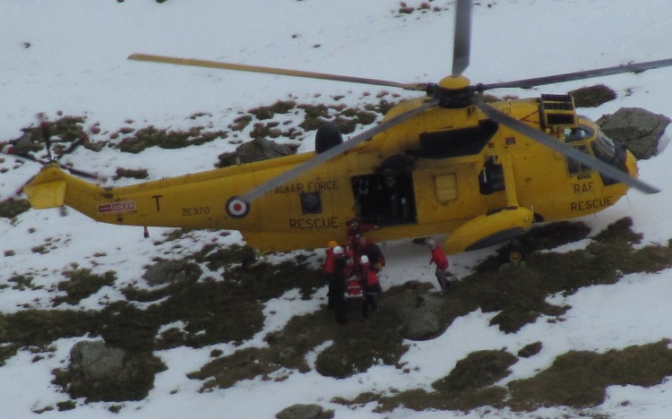 In de helikopter