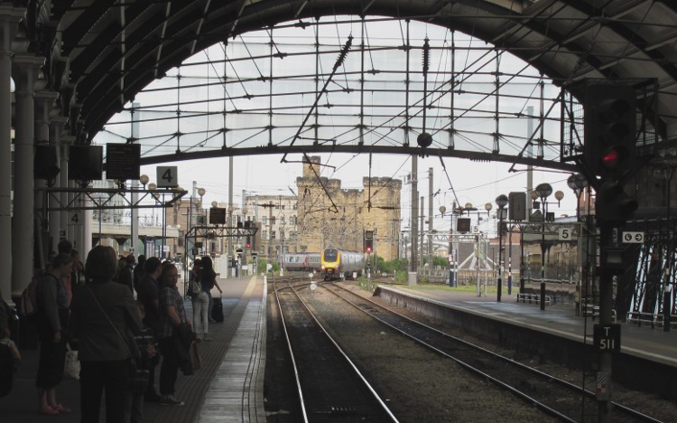 Castle Keep vanuit het station