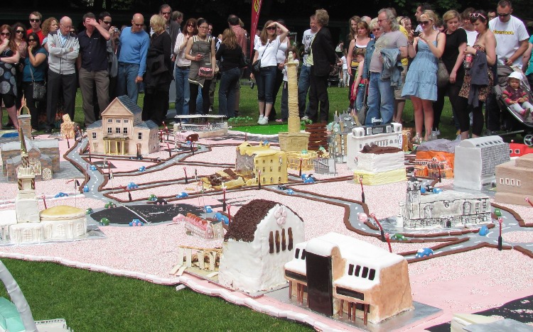 Newcastle in cakes