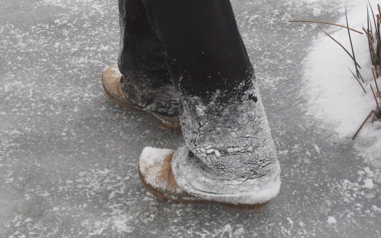 Besneeuwde broekspijpen